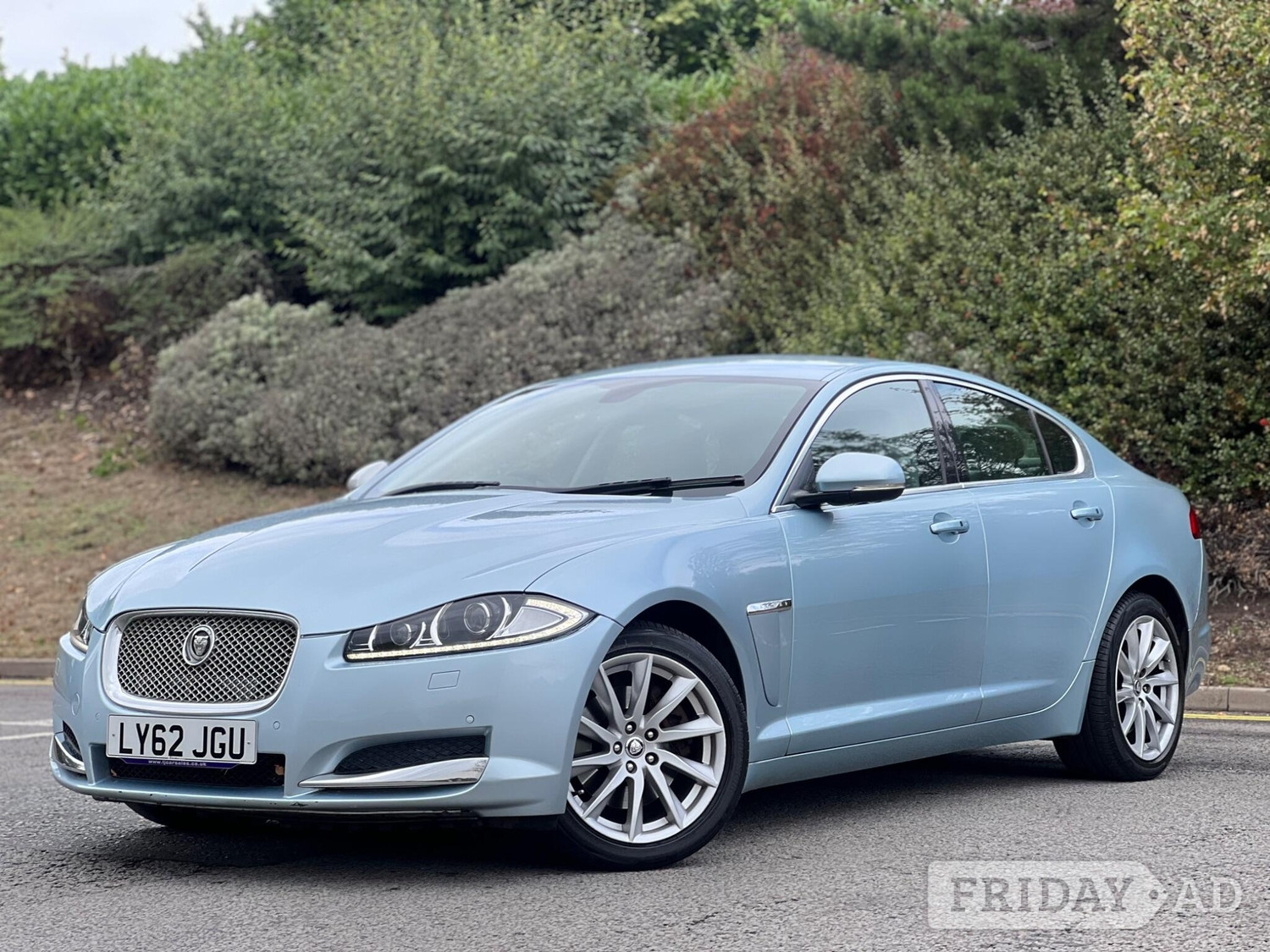 [ berth ]Jaguar XF