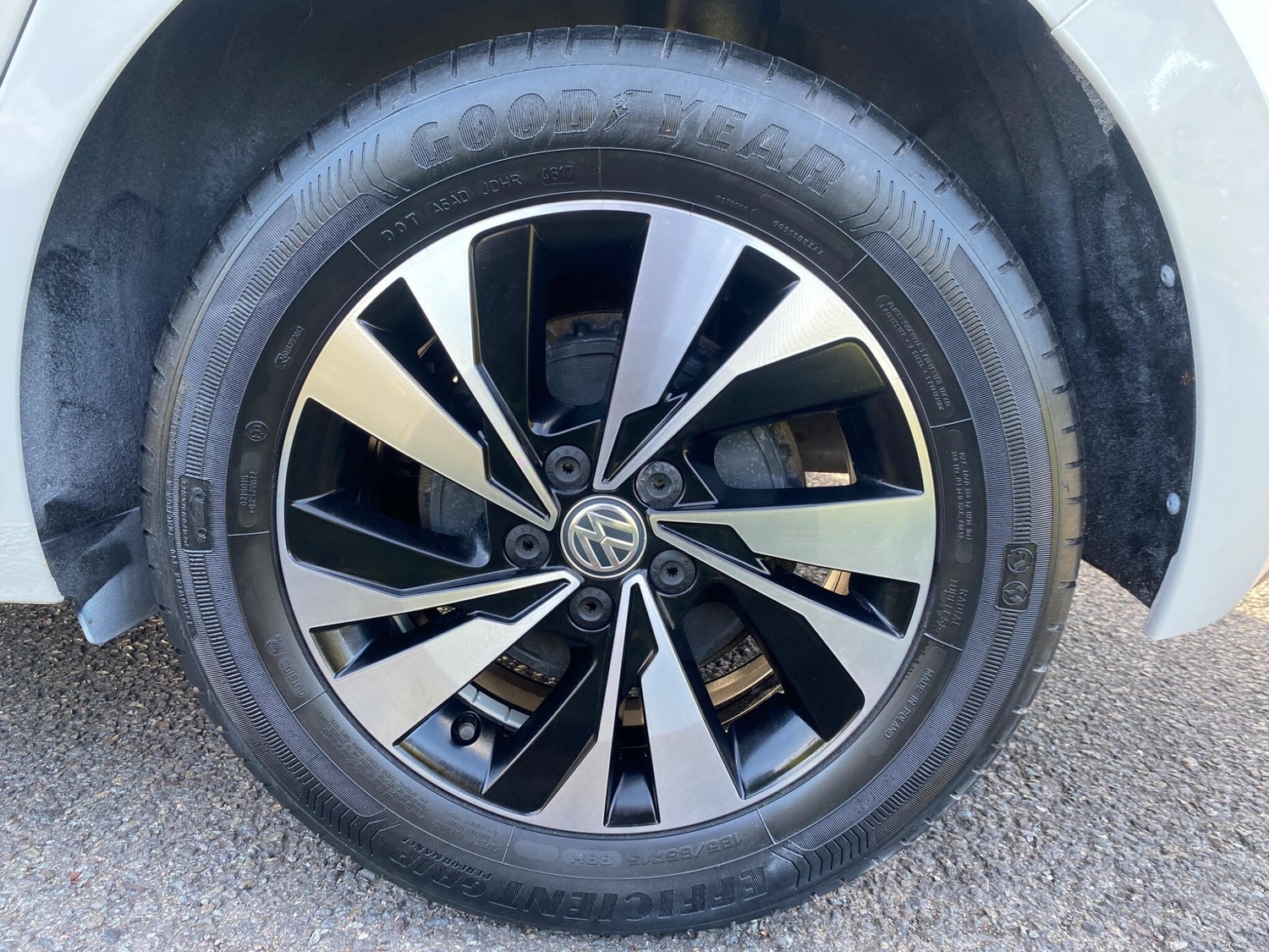 Volkswagen Polo 2018 - Cars