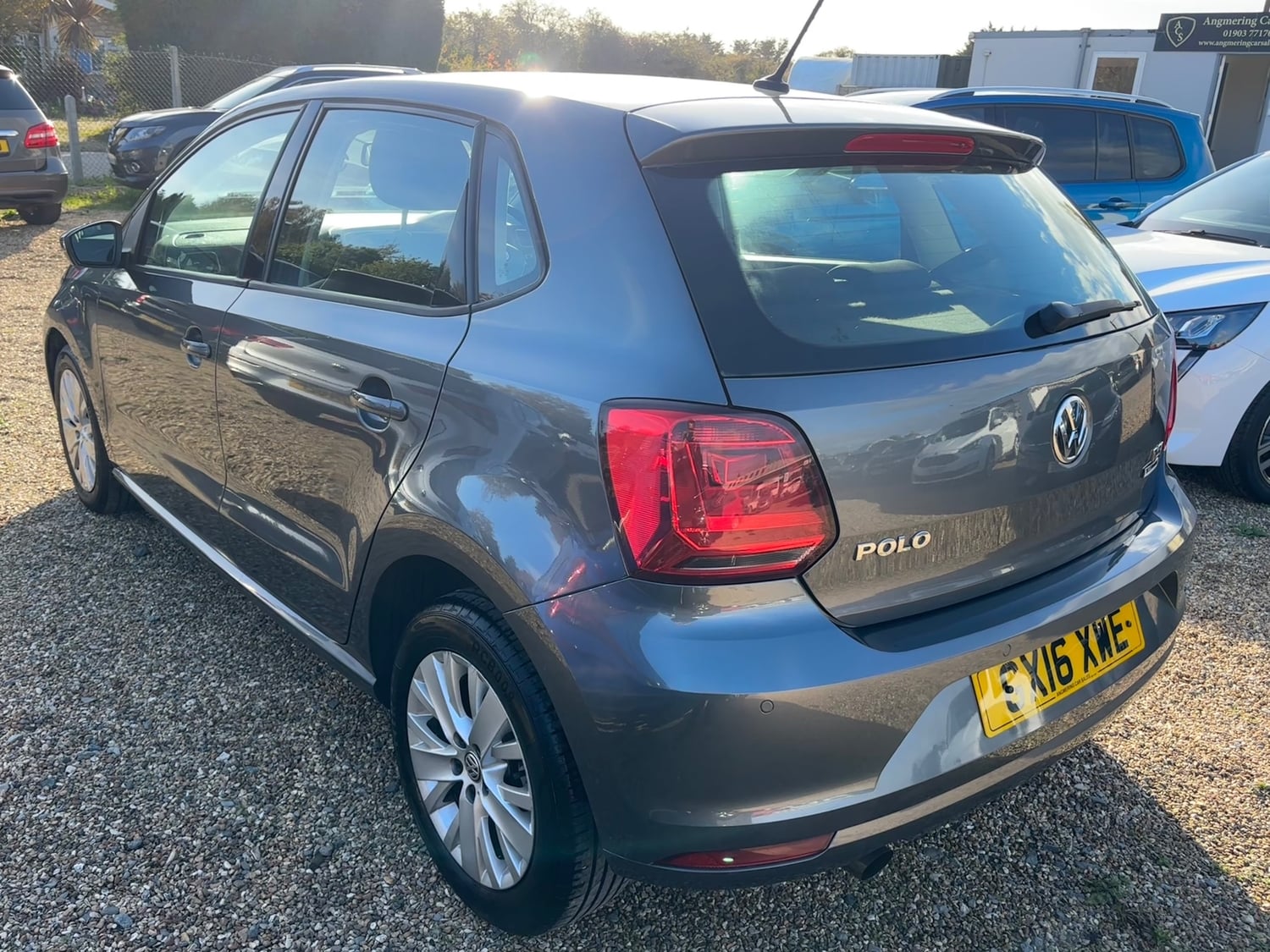 Volkswagen Polo 2016 - Cars in Littlehampton
