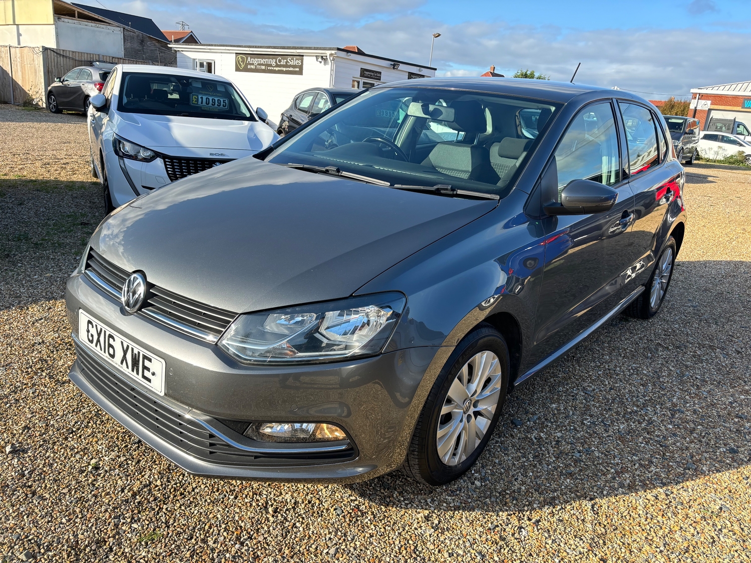 Volkswagen Polo 2016 - Cars