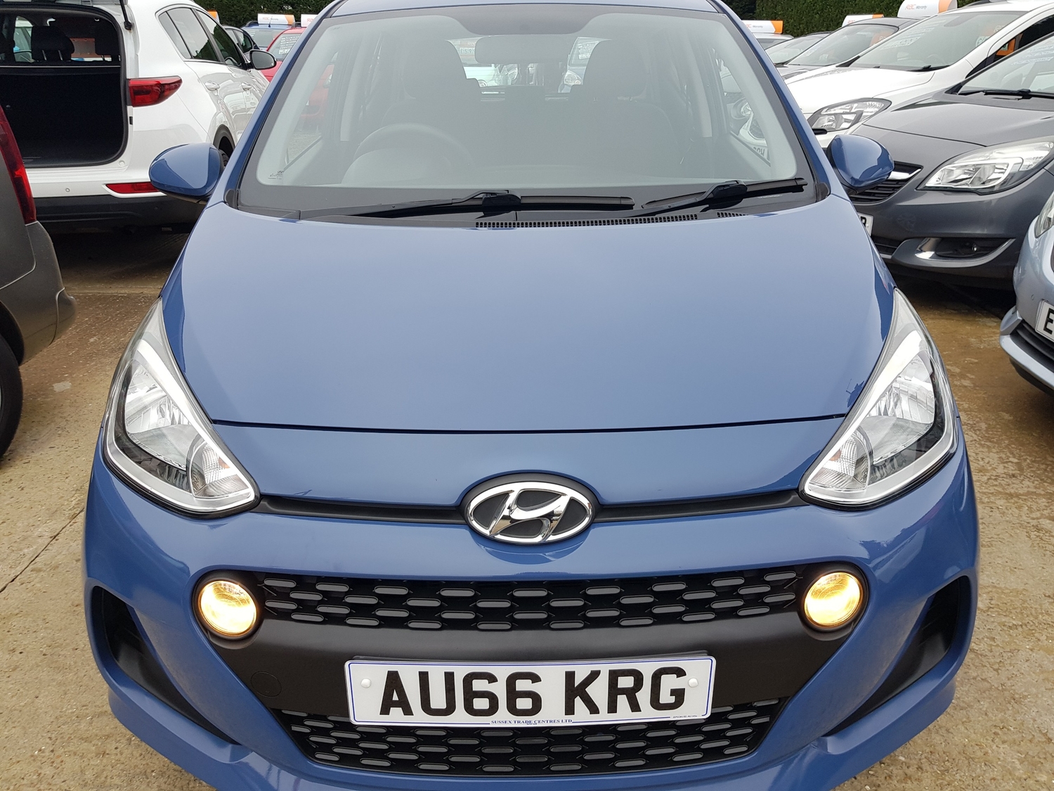 Hyundai i10 2017 - Cars