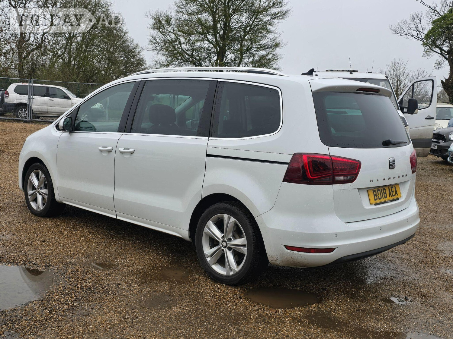 [ berth ]SEAT Alhambra