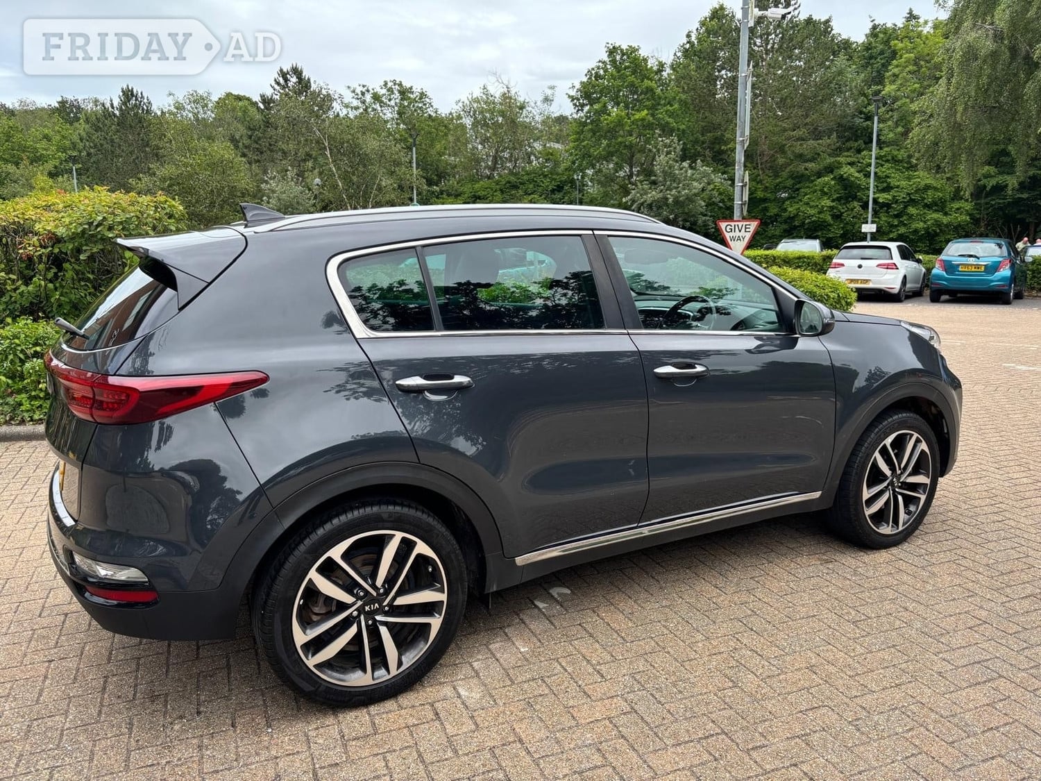 Kia Sportage 2021 - Cars