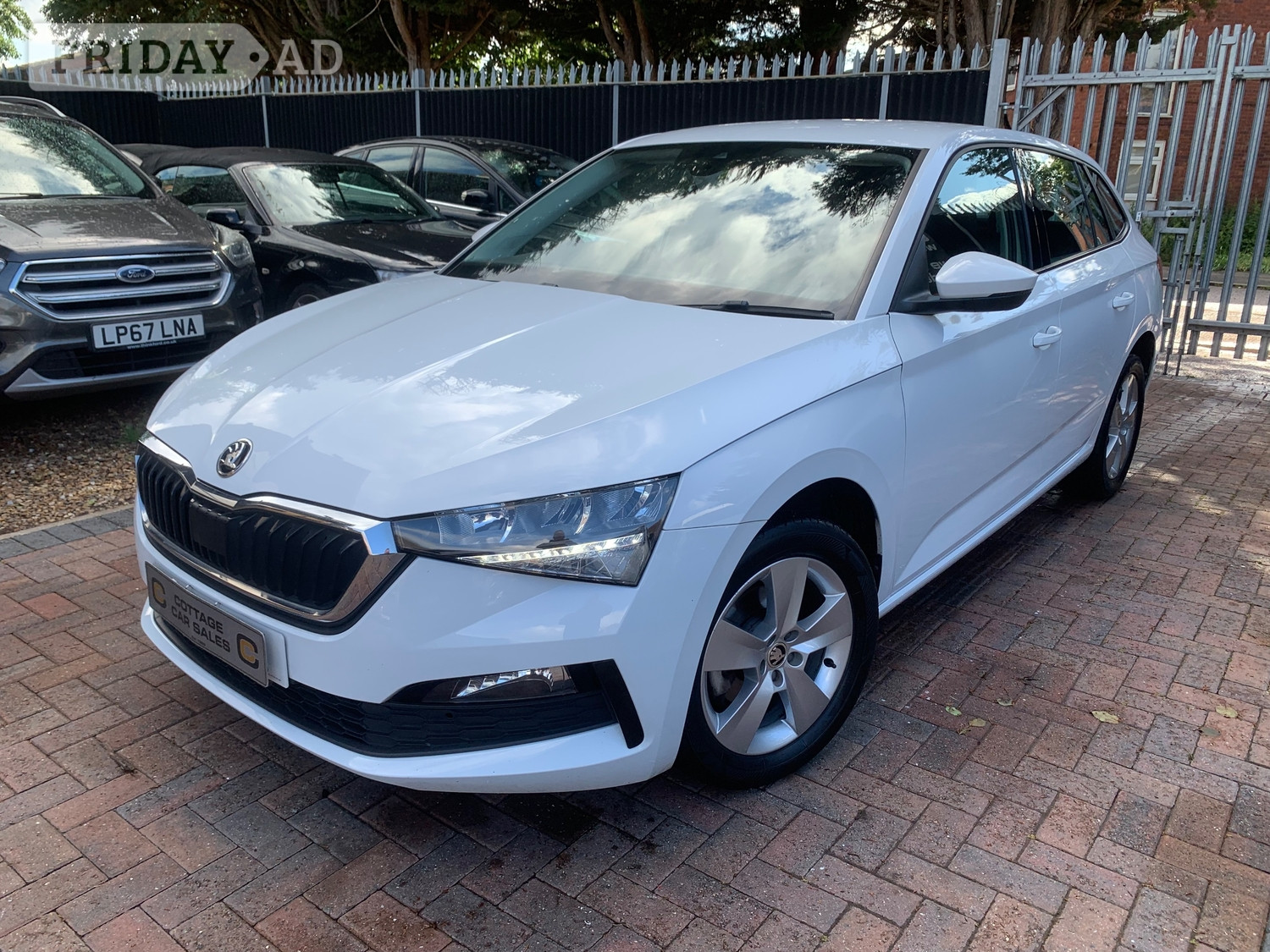 [ berth ]Skoda Scala