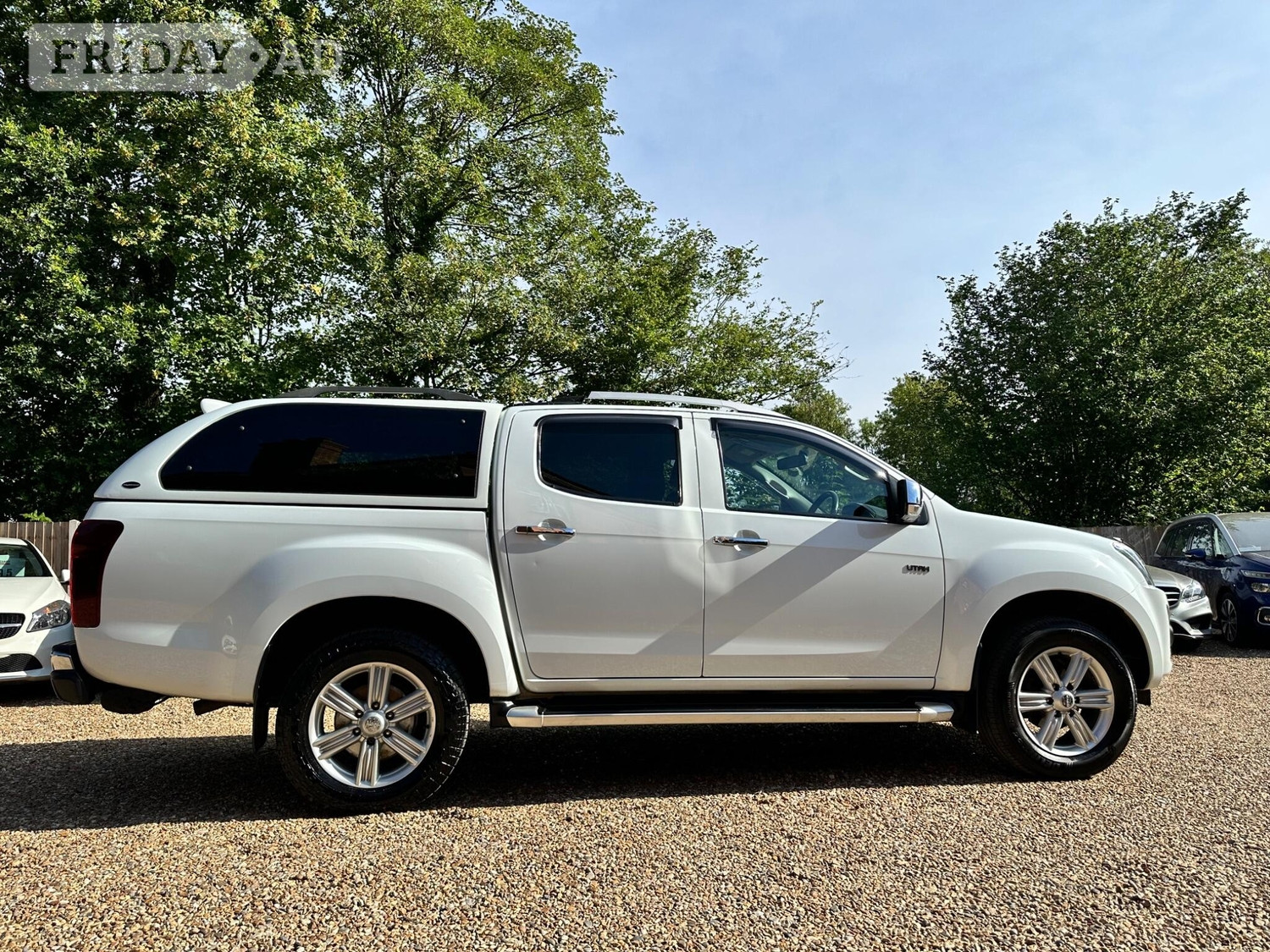 [ berth ]Isuzu D-MAX