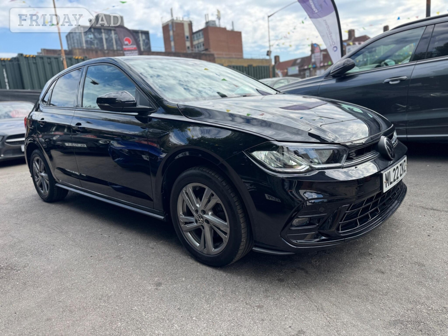 Volkswagen Polo 2022 - Cars