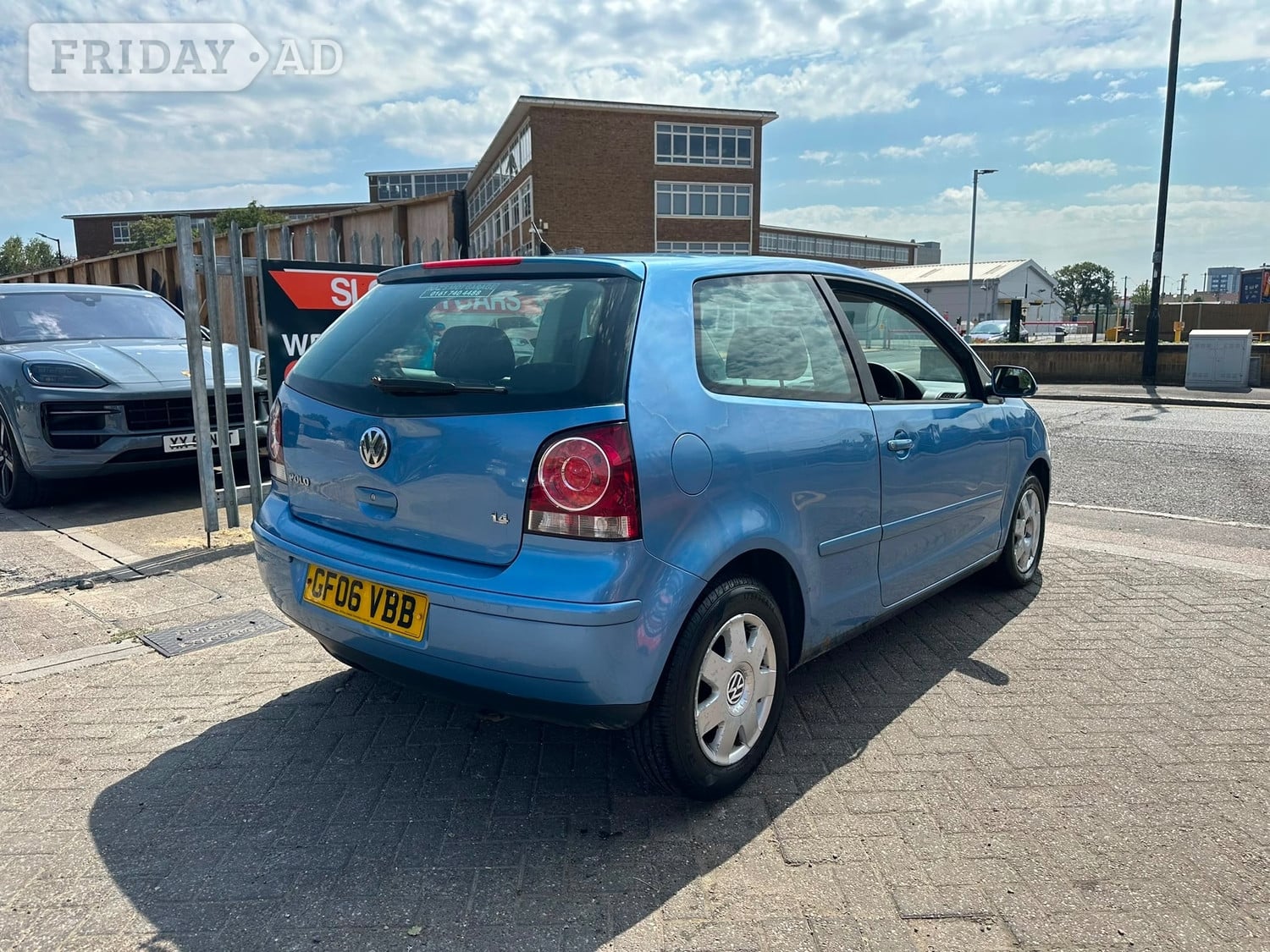 Volkswagen Polo 2006 - Cars in Slough