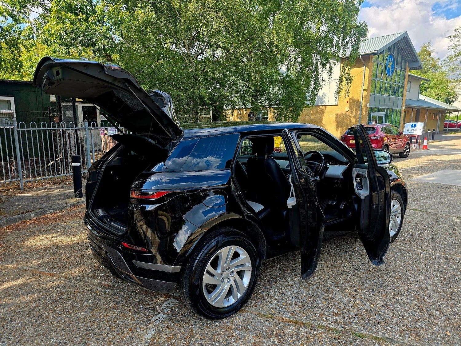 Land Rover Range Rover Evoque 2019 - Cars in Cranbrook