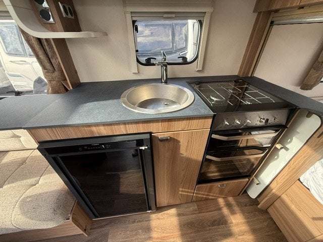 [ berth ]Swift Sprite Alpine 4