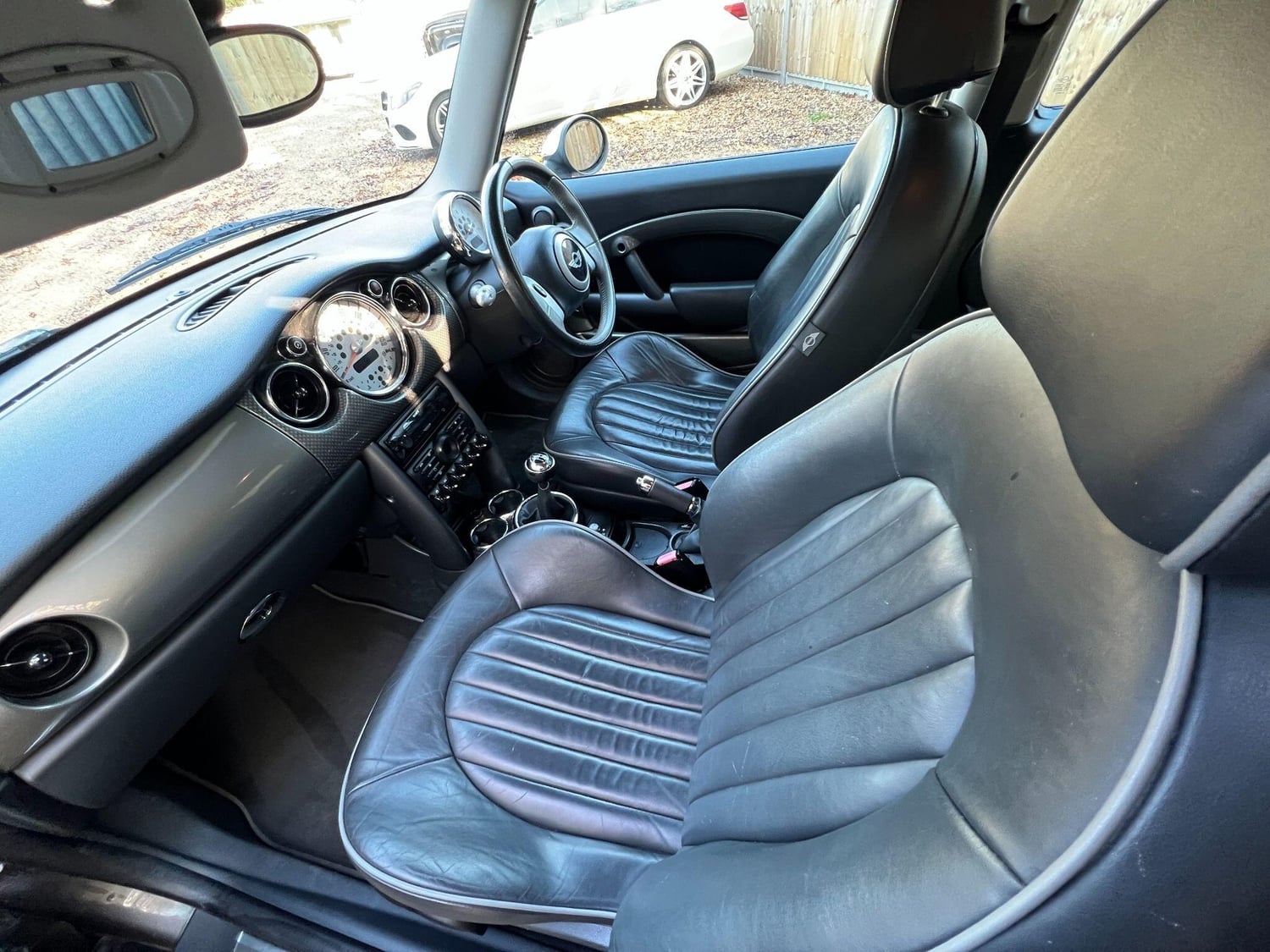 Mini Hatch 2005 - Cars in Cranleigh