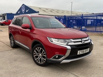 Mitsubishi Outlander 2016