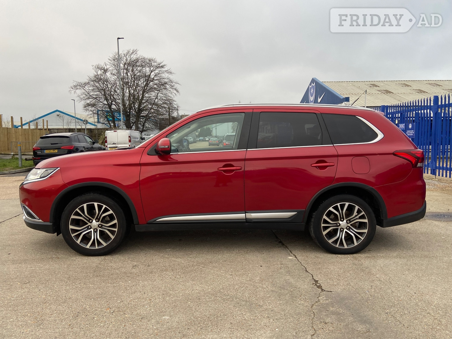 [ berth ]Mitsubishi Outlander