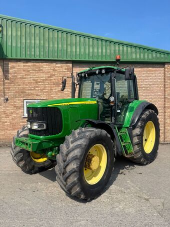 John Deere 6920 (2004) Tractor