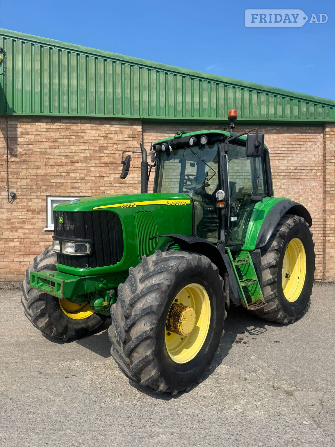John Deere 6920 (2004) Tractor in Evesham