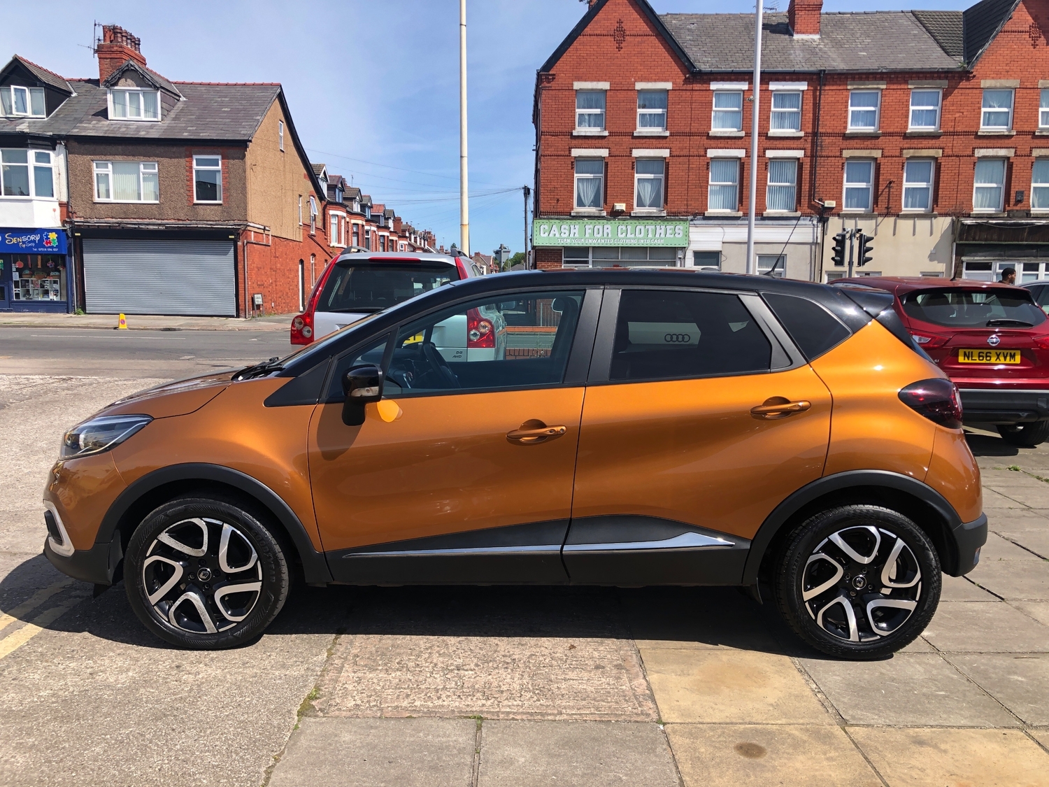 Renault Captur 2019 - Cars in Wallasey
