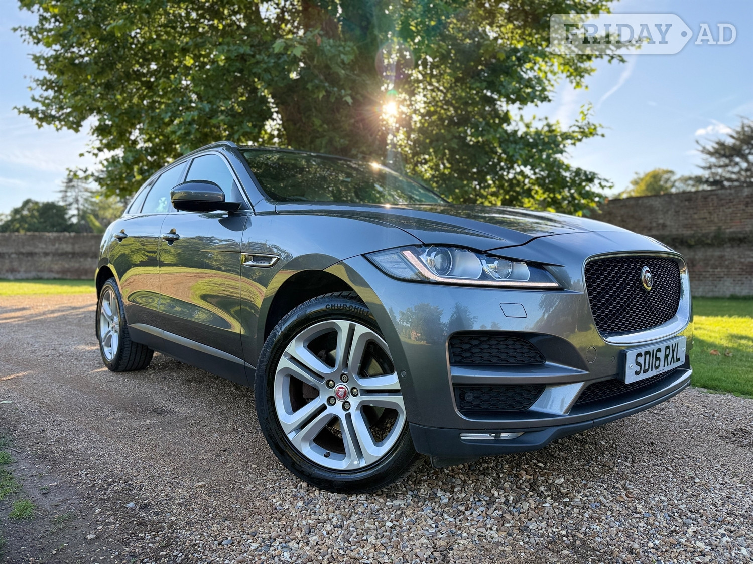 Jaguar F-Pace 2016 - Cars