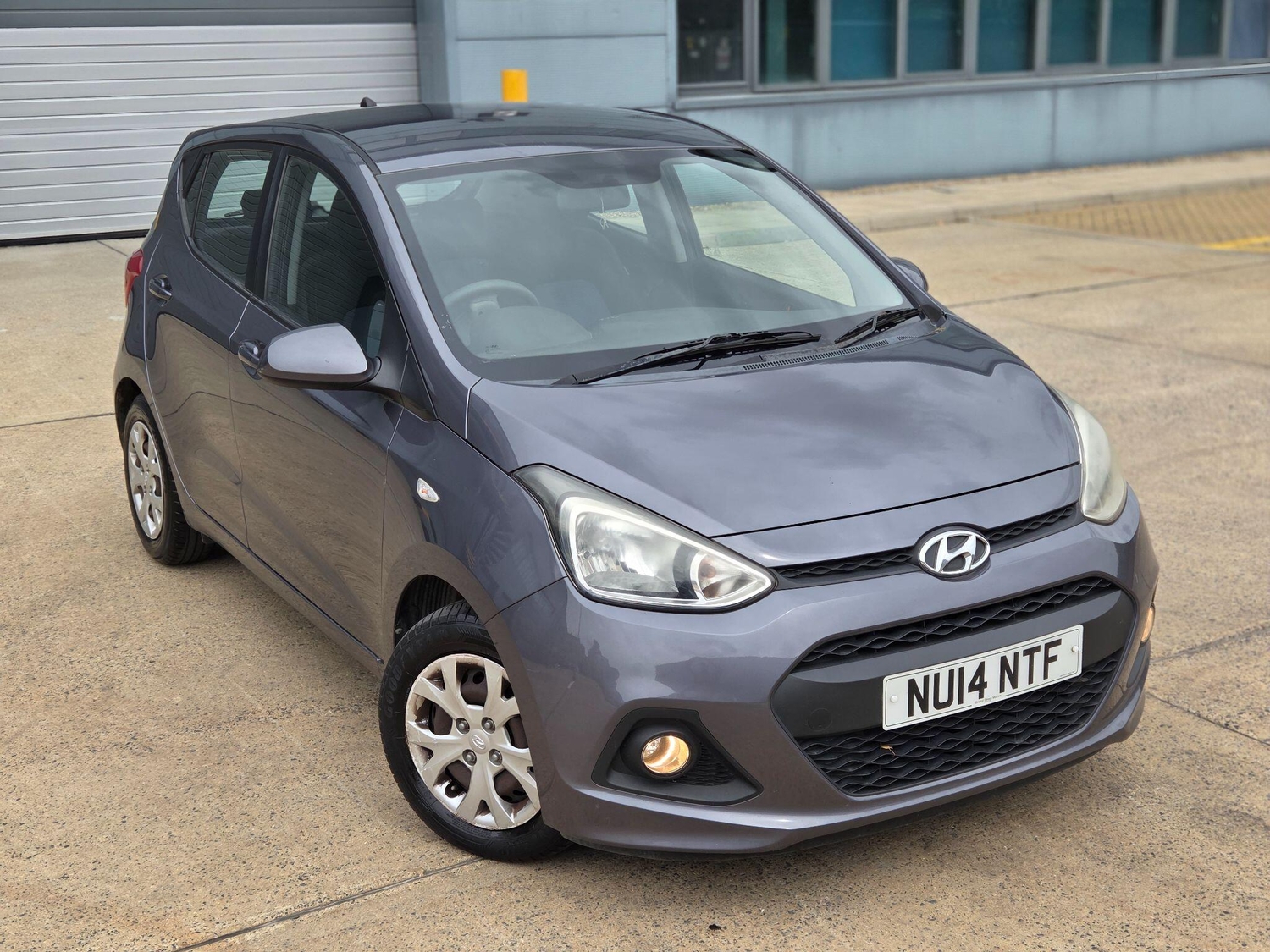 Hyundai i10 2014 - Cars