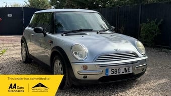 Mini Hatch 2004