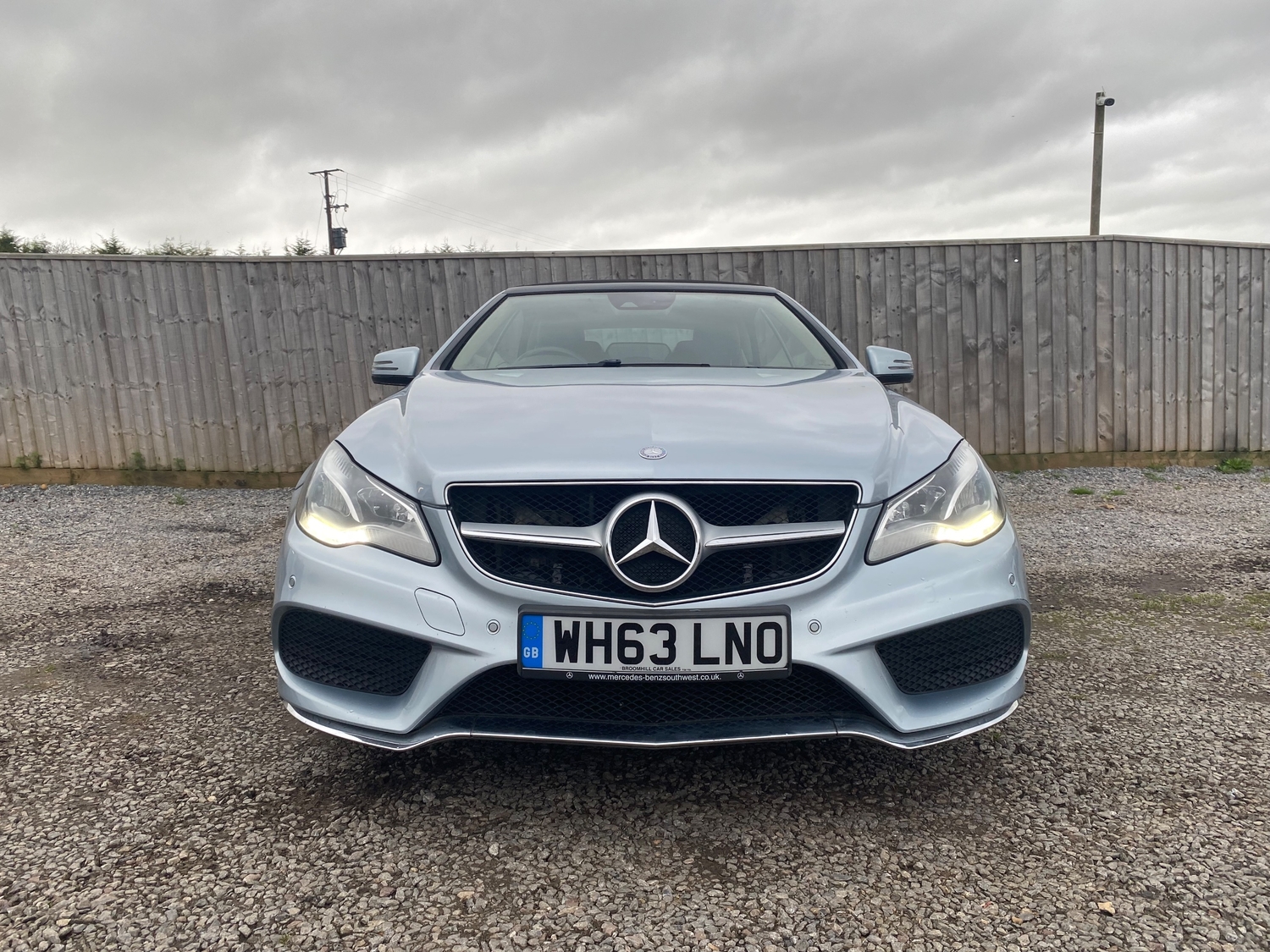 [ berth ]Mercedes-Benz E Class