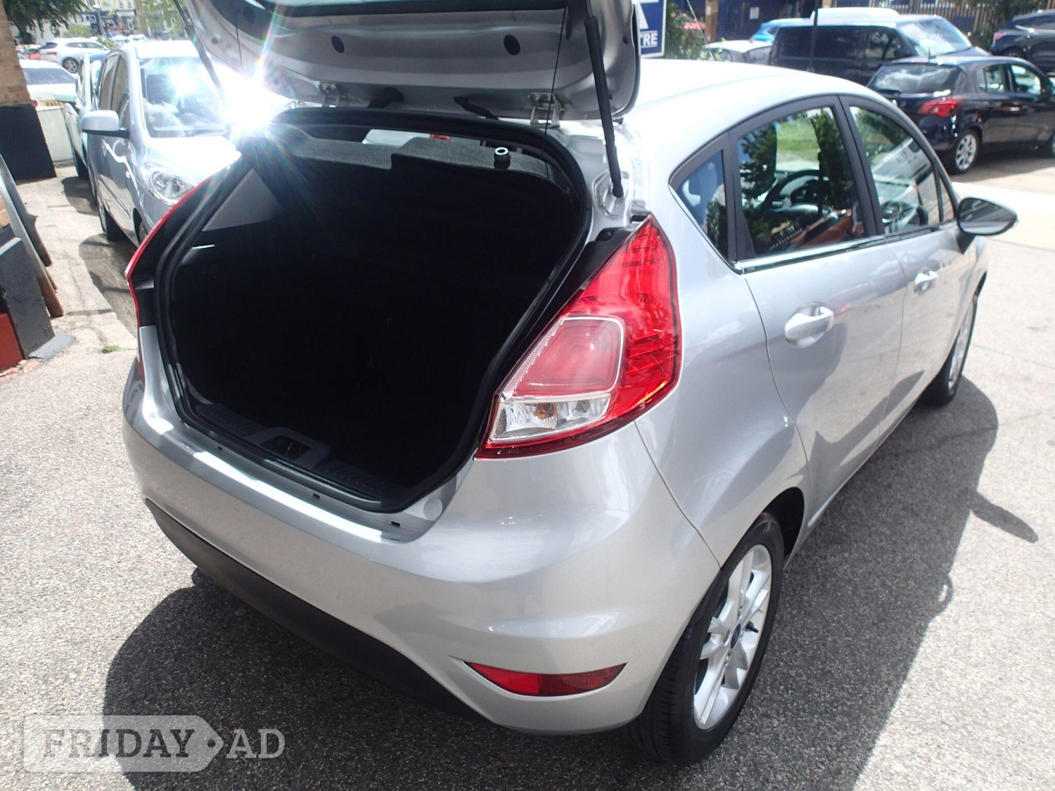 Ford Fiesta 2016 - Cars
