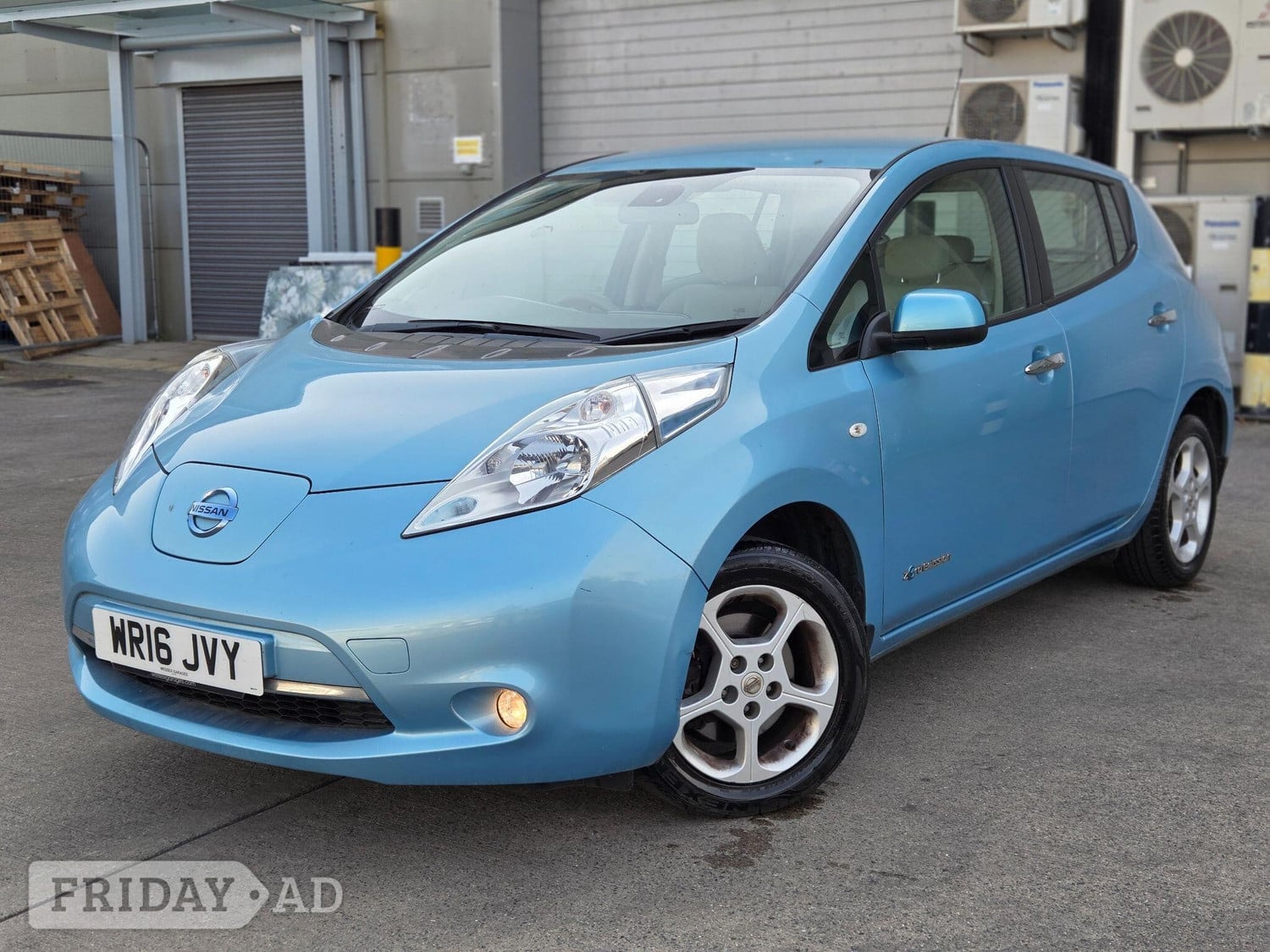Nissan LEAF Slough