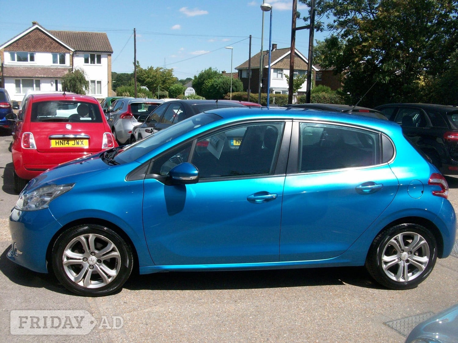 Peugeot 208 2012 - Cars in Eastleigh