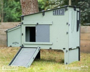 Chicken coops Nestera 100% recycled plastic in Leatherhead