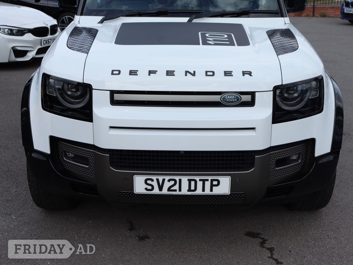 [ berth ]Land Rover Defender 110
