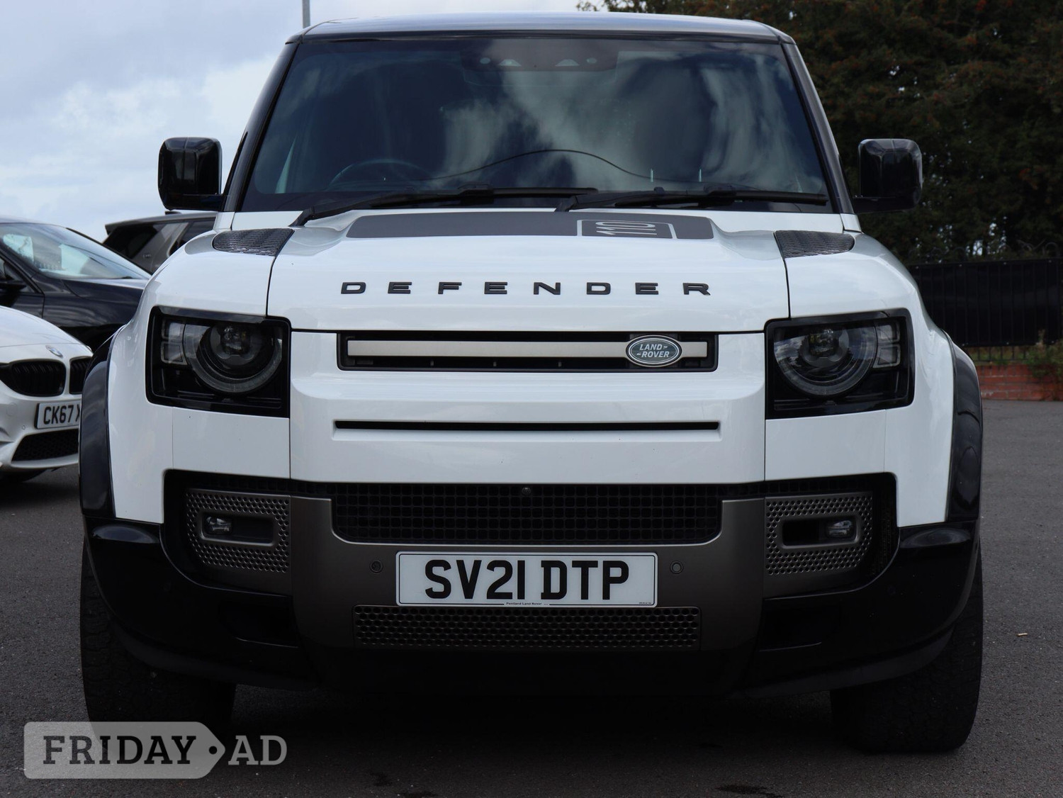 Land Rover Defender 110 2021 - Cars