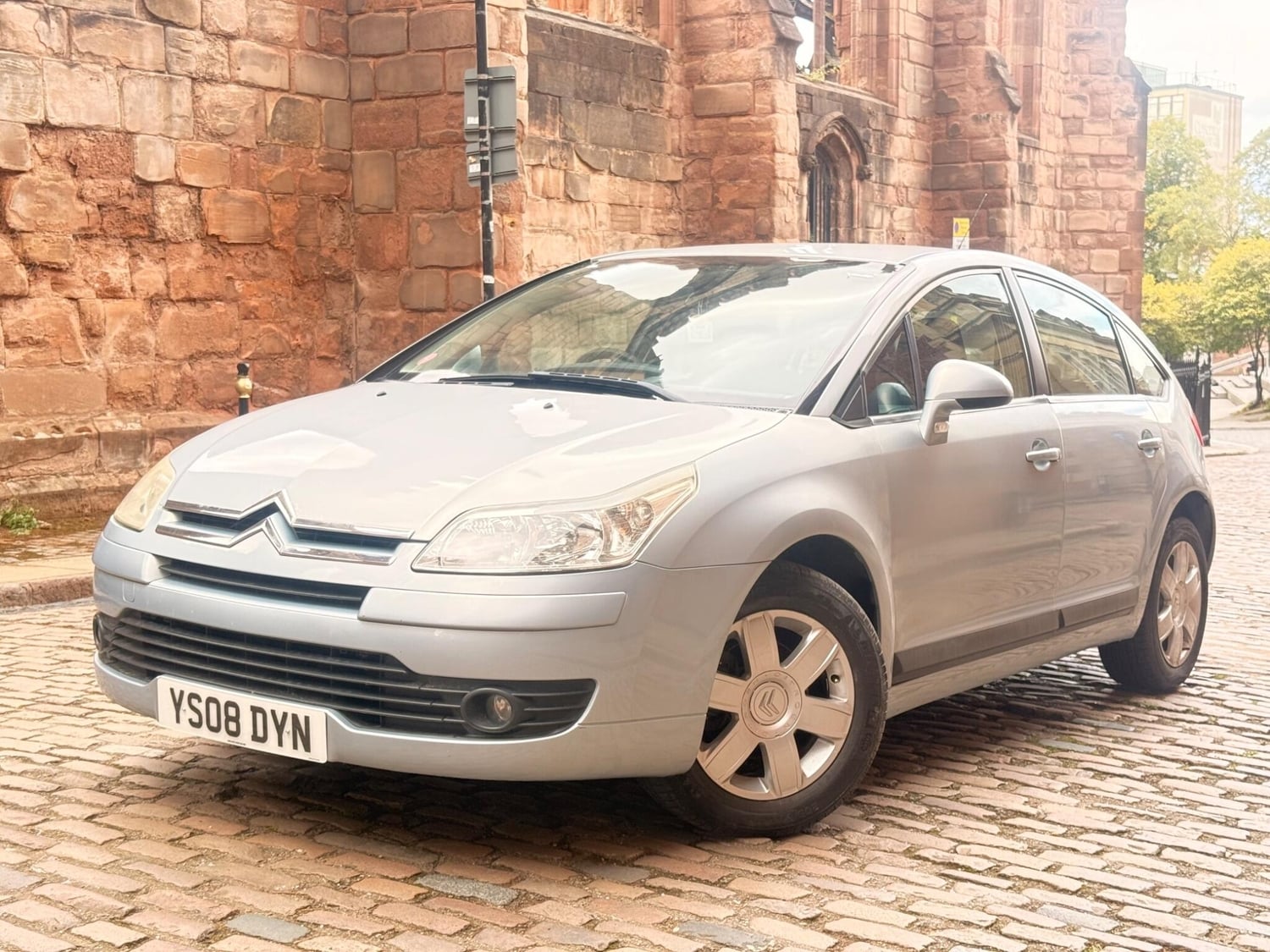 [ berth ]Citroen C4