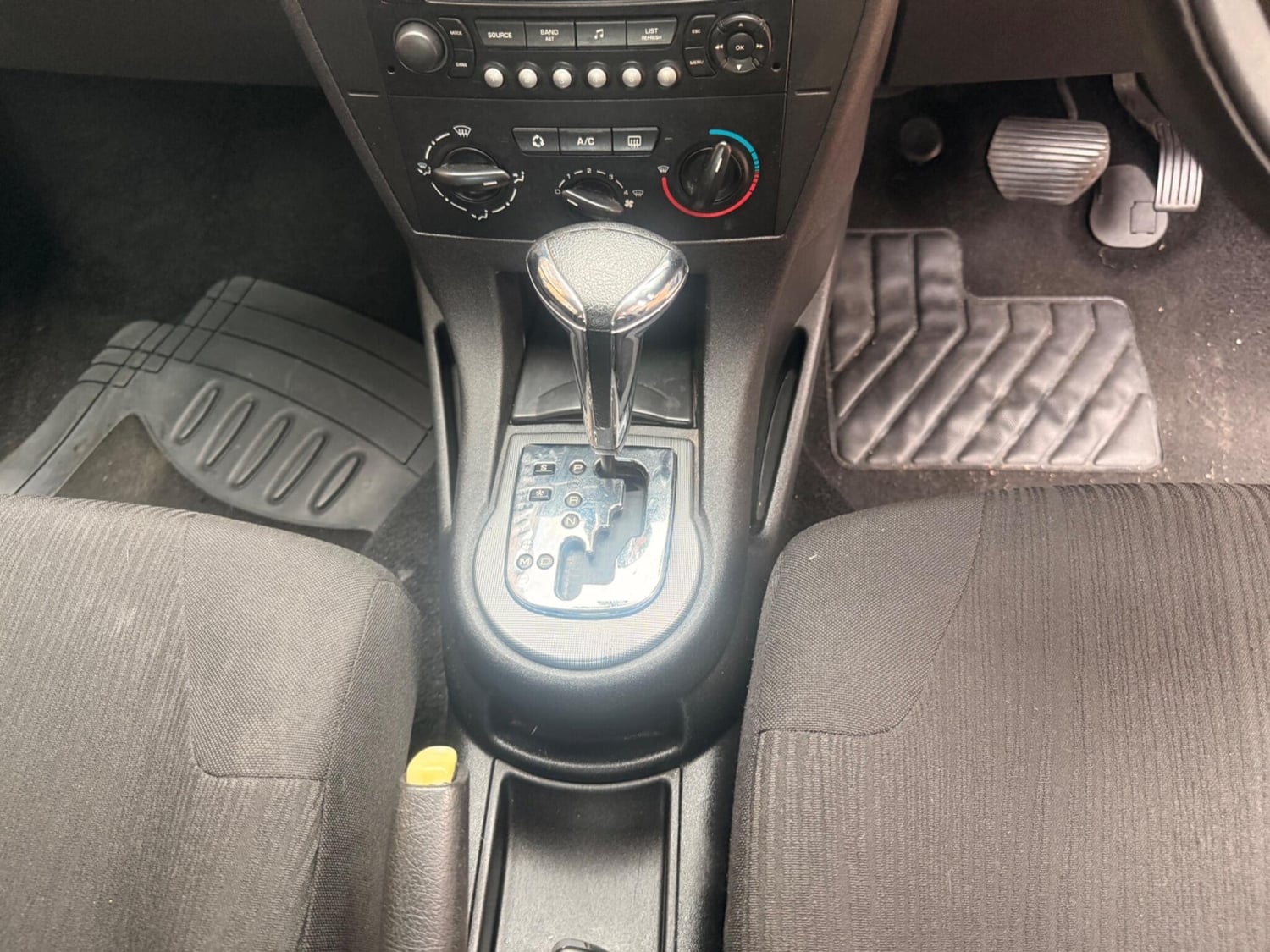 Citroen C4 2008 - Cars