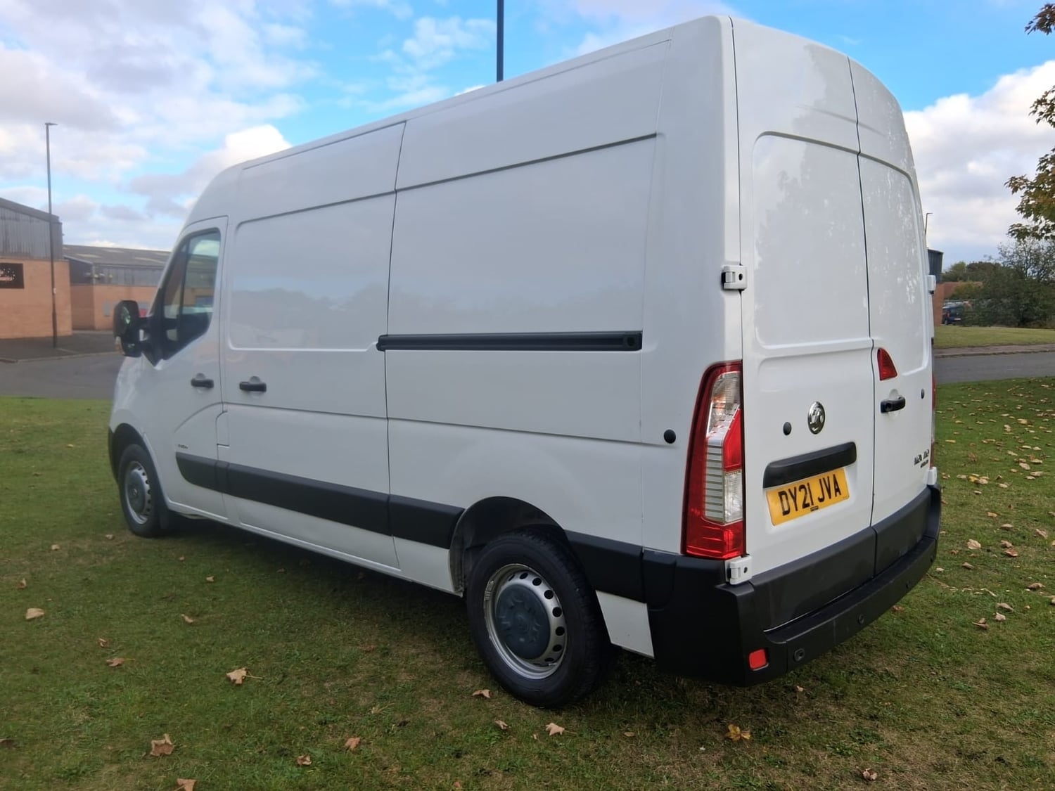 [ berth ]Vauxhall Movano