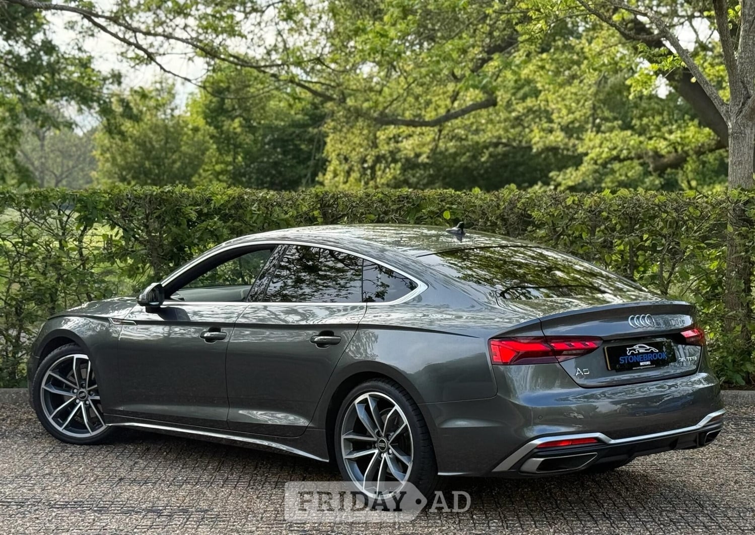 [ berth ]Audi A5