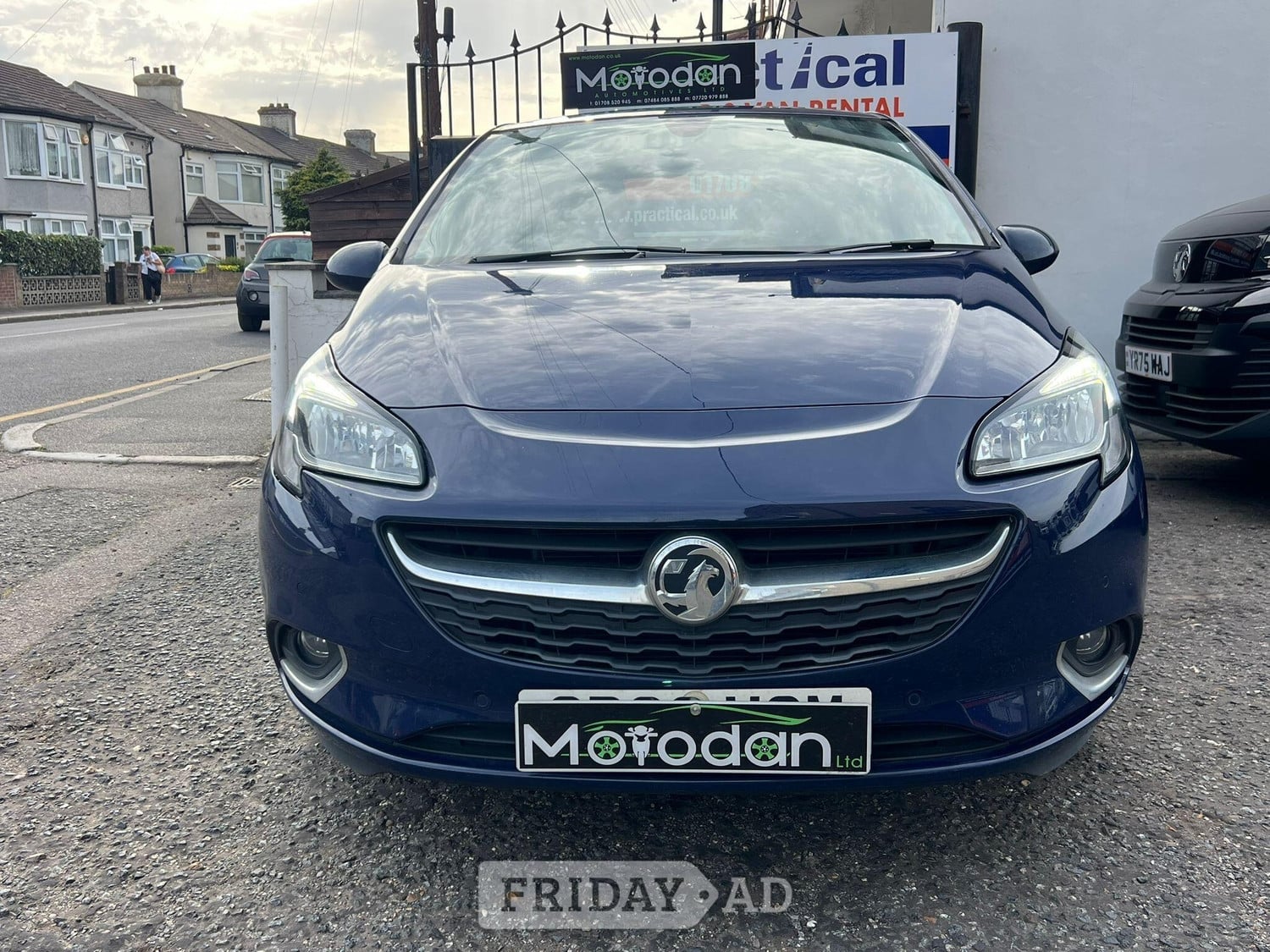 [ berth ]Vauxhall Corsa