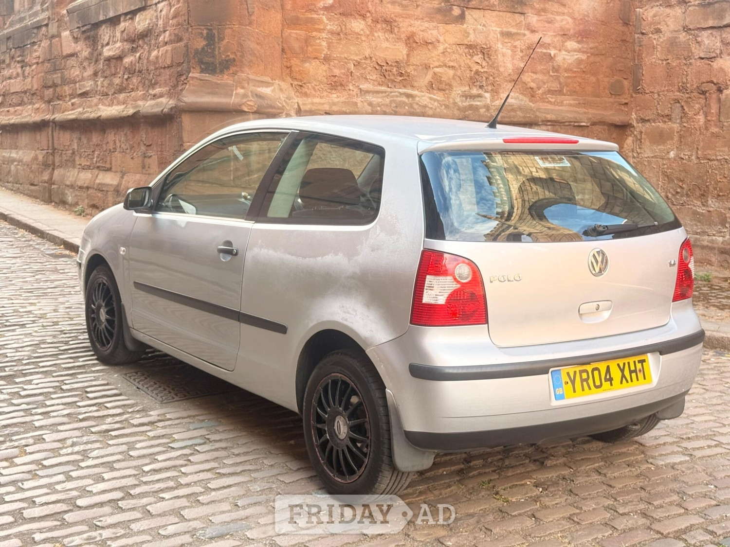 Volkswagen Polo 2004 - Cars