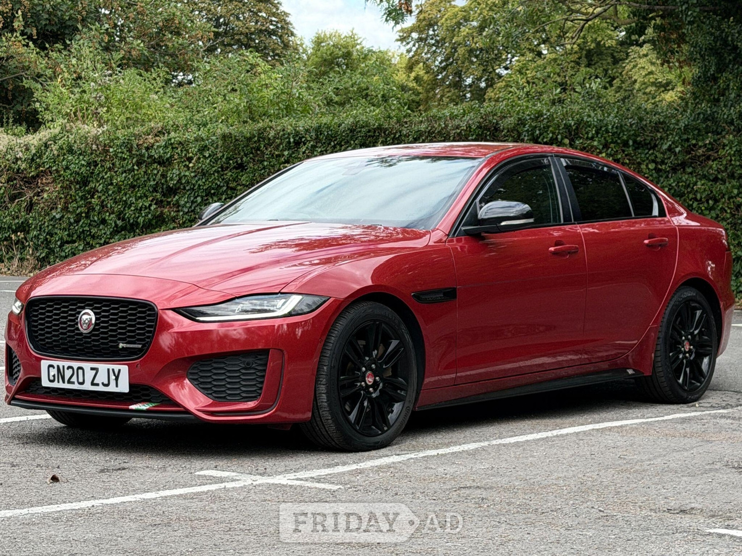 Jaguar XE 2020 - Cars