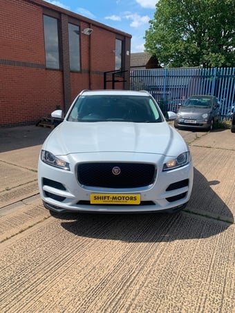 Jaguar F-Pace 2017