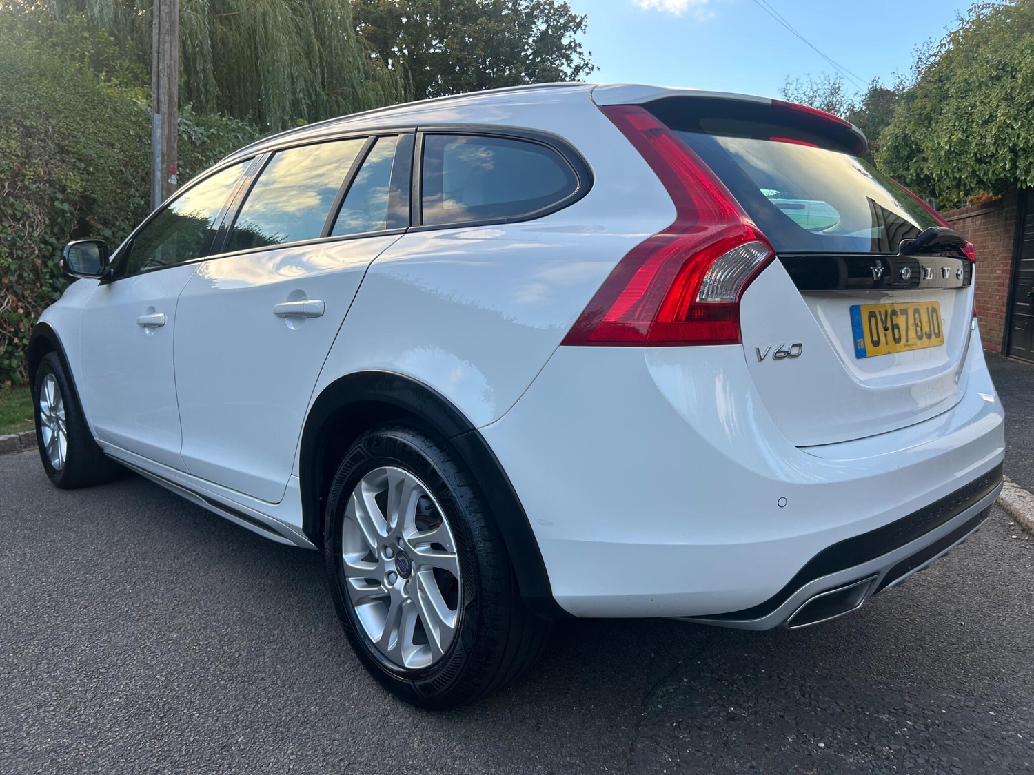 Volvo V60 2017 - Cars