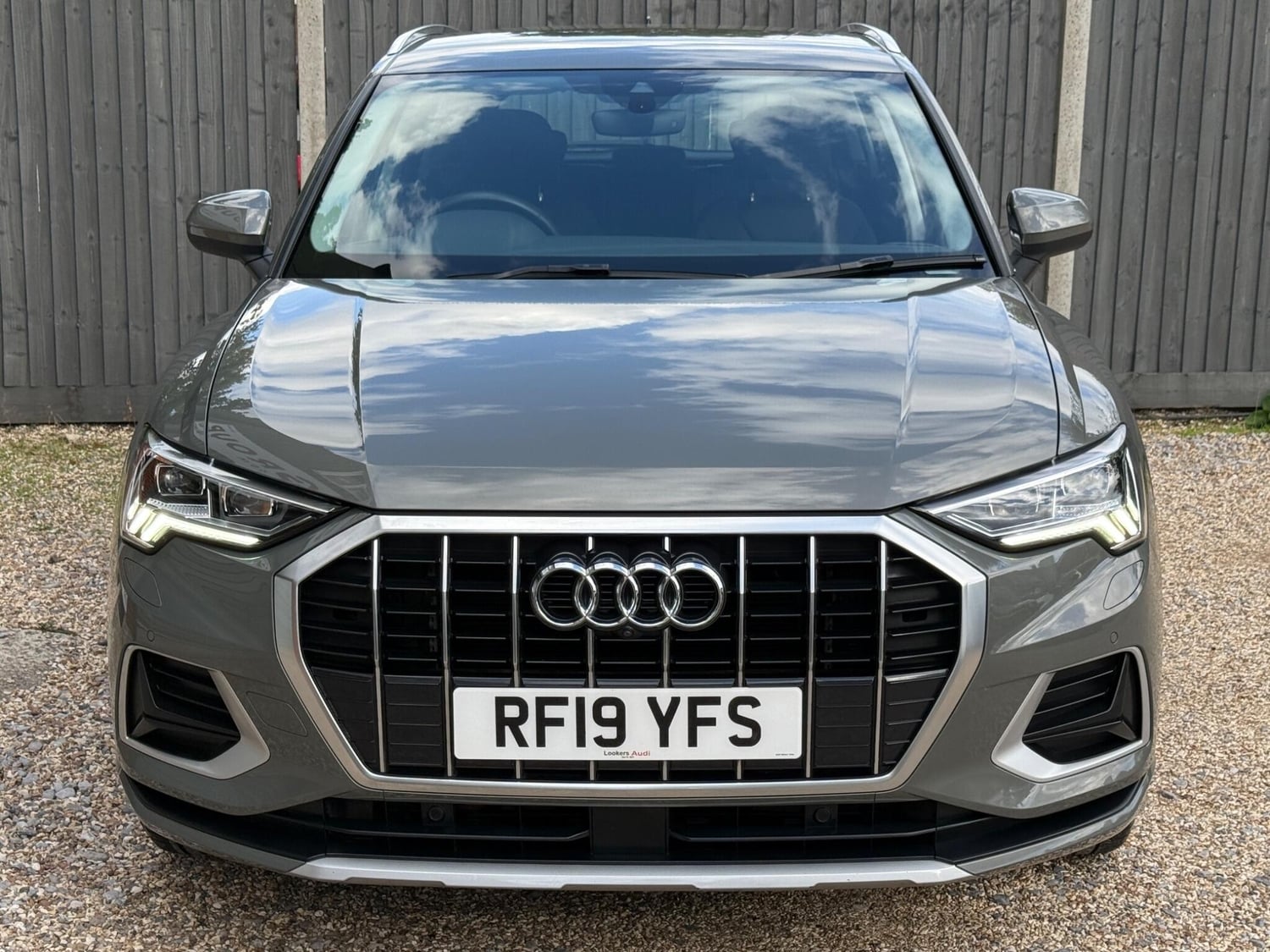 [ berth ]Audi Q3