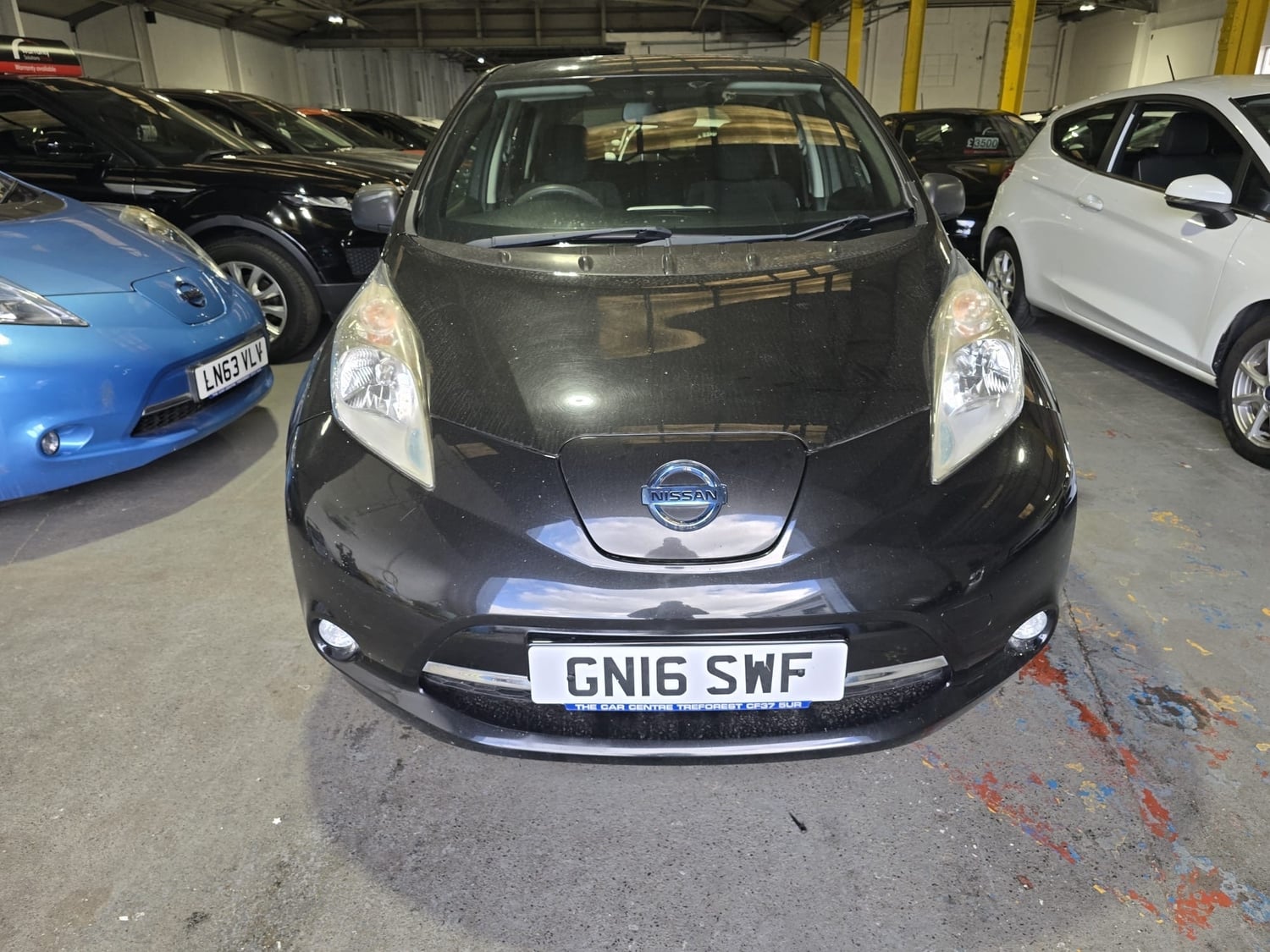 Nissan LEAF Pontypridd