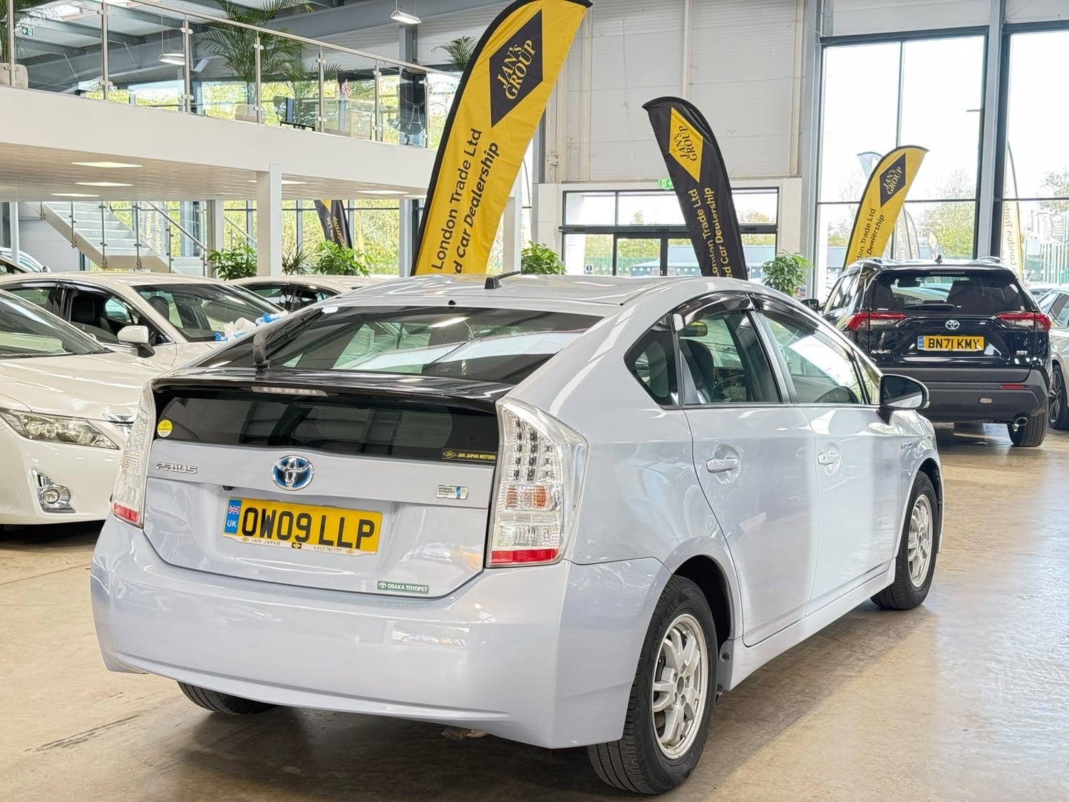 [ berth ]Toyota Prius