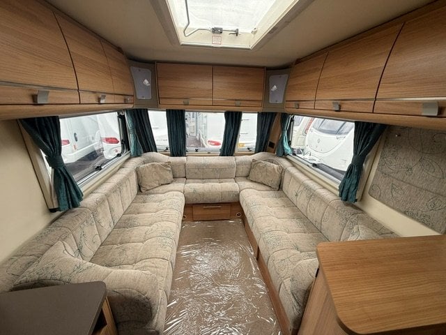 [ berth ]Bailey Pegasus Milan