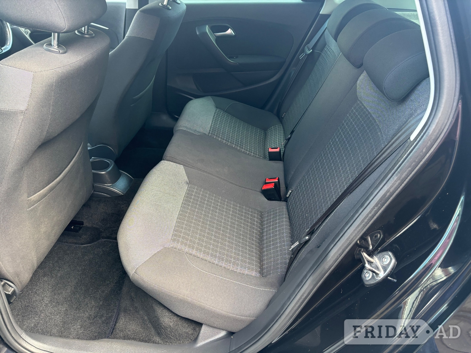 Volkswagen Polo 2017 - Cars in Hillingdon