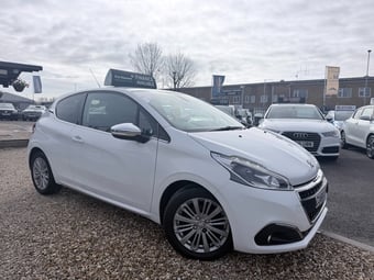 Peugeot 208 2016