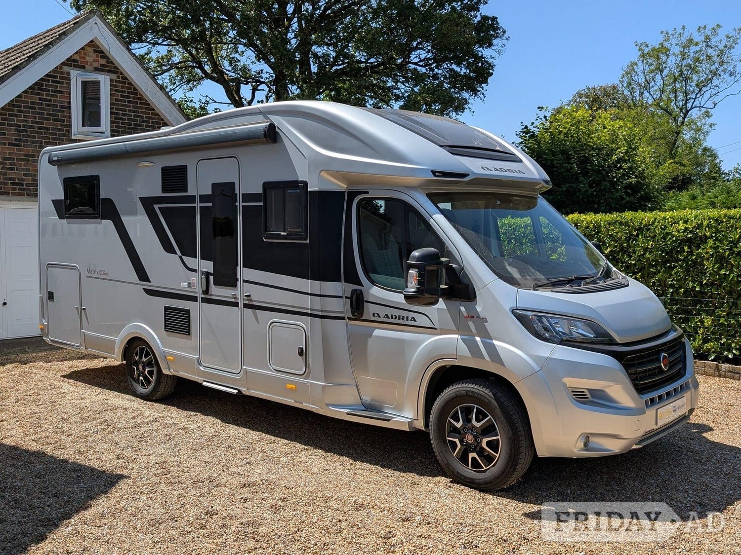 Adria Matrix Supreme 670 DC - 9 Speed Auto - Island Bed 2021 for sale in Southampton