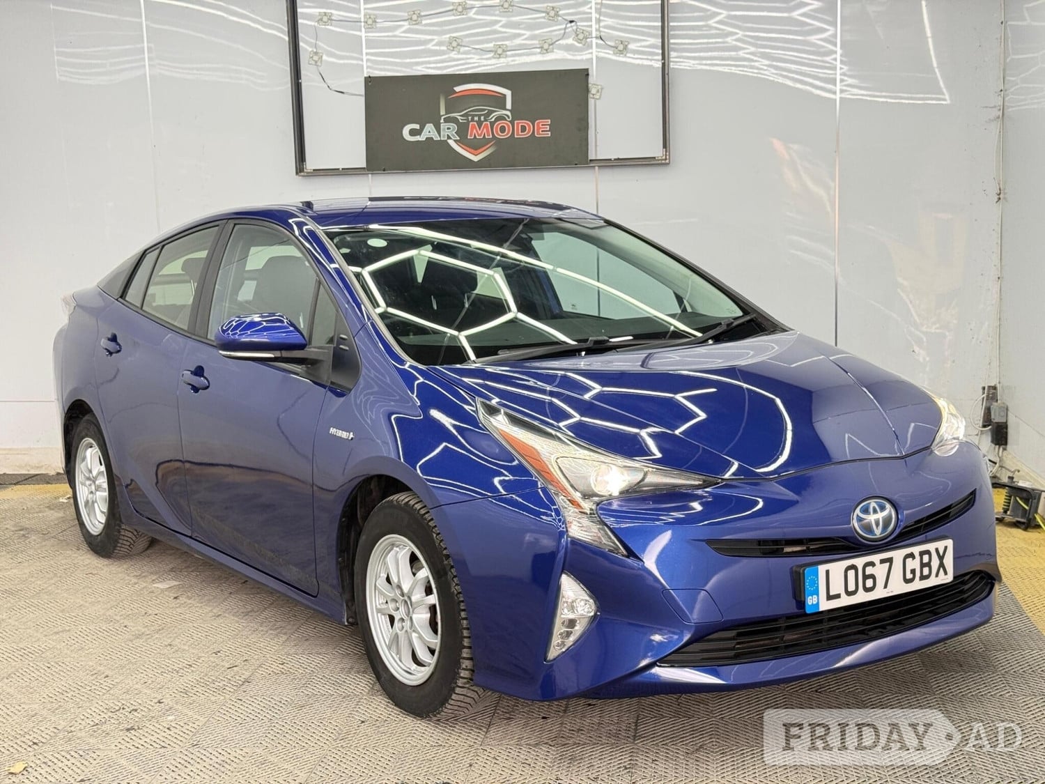 Toyota Prius 2018 in Hillingdon