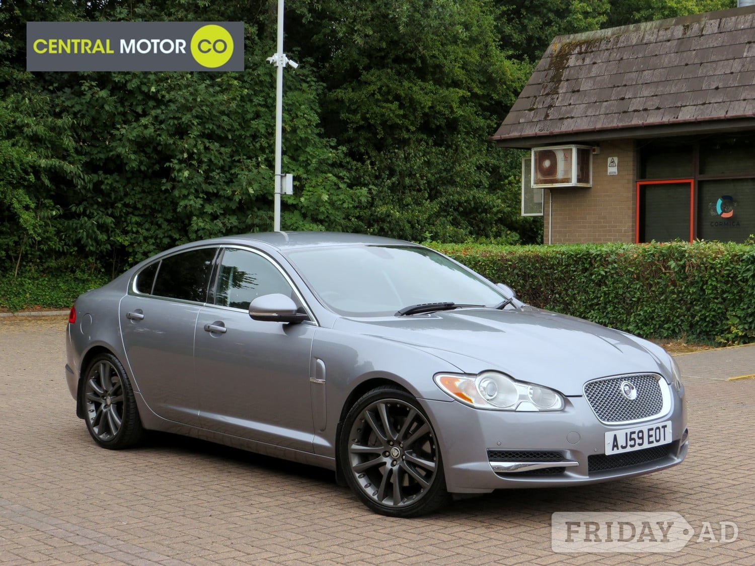 Jaguar XF 2009 in Bradford