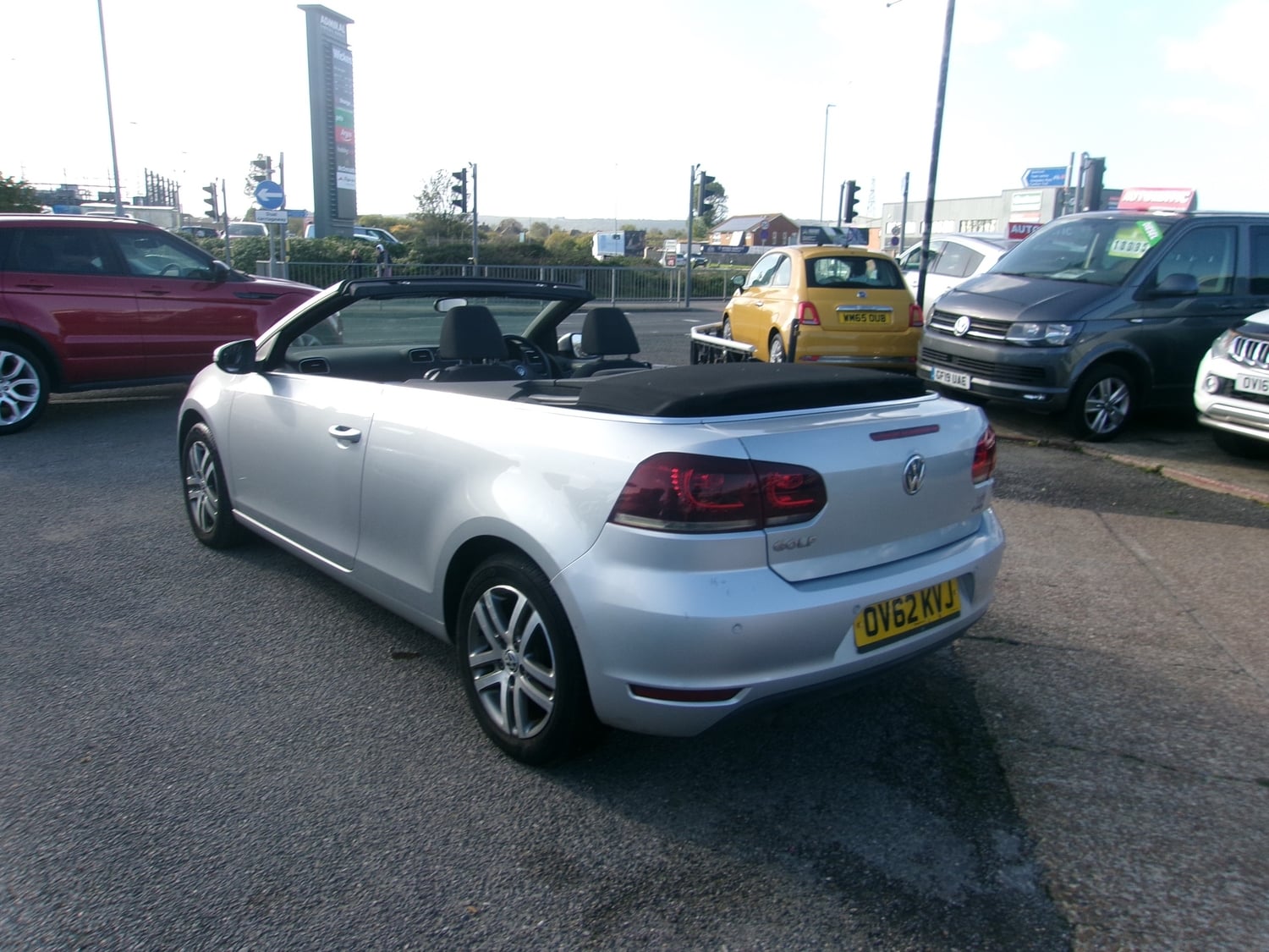 Volkswagen Golf 2012 - Cars