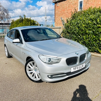 BMW 5 Series Gran Turismo 2011