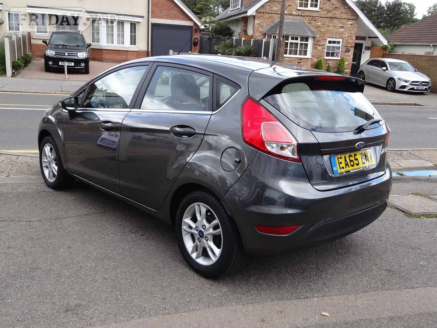 Ford Fiesta 2015 - Cars